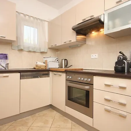 Seaside House Mavarstica, Ciovo - 9206 펜션 트로기르