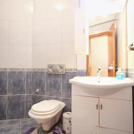 펜션 Seaside House Mavarstica, Ciovo - 9206 트로기르