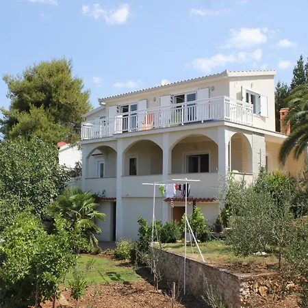 度假居 Seaside House Mavarstica, Ciovo - 9206 *