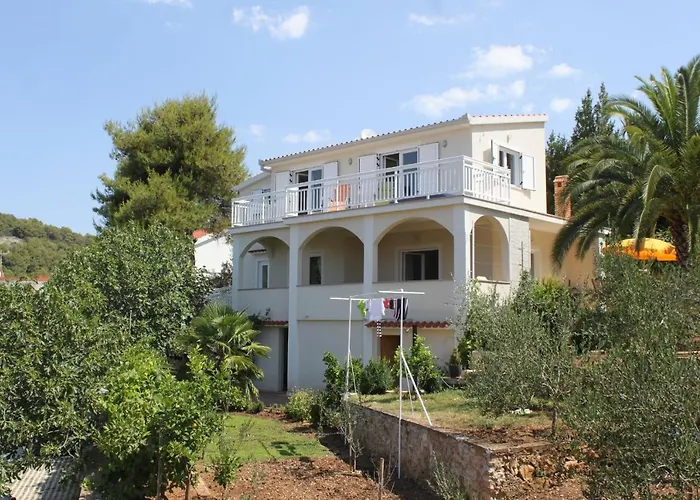 Hébergement de vacances Seaside House Mavarstica, Ciovo - 9206 *