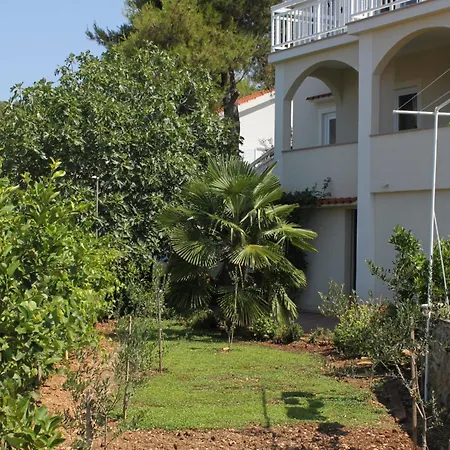Σπίτι διακοπών Seaside House Mavarstica, Ciovo - 9206 *